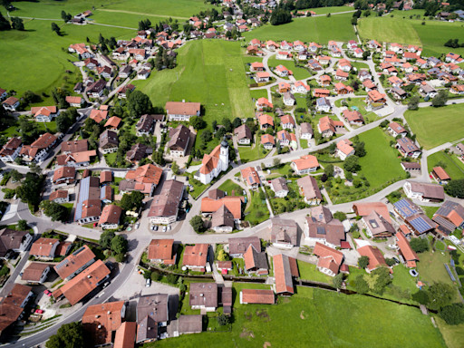 Transform a town with climate-resilient energy